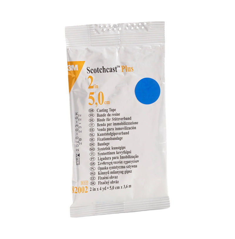 Front of Solventum 3M Scotchcast Plus casting tape package, 5cm x 3.6m, reference 82002B